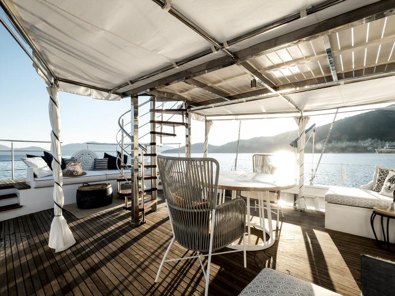 Alexa J - Luxury Superyacht , Corfu , Zakinthos 