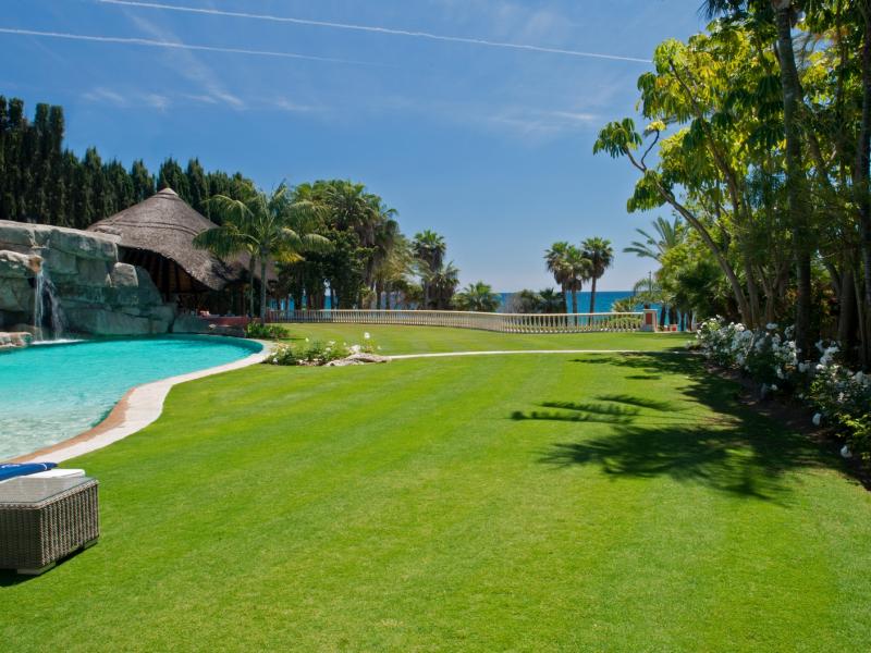 Villa Loriana , Marbella 