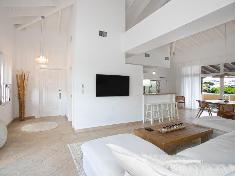 Marina 360 , Cupecoy 