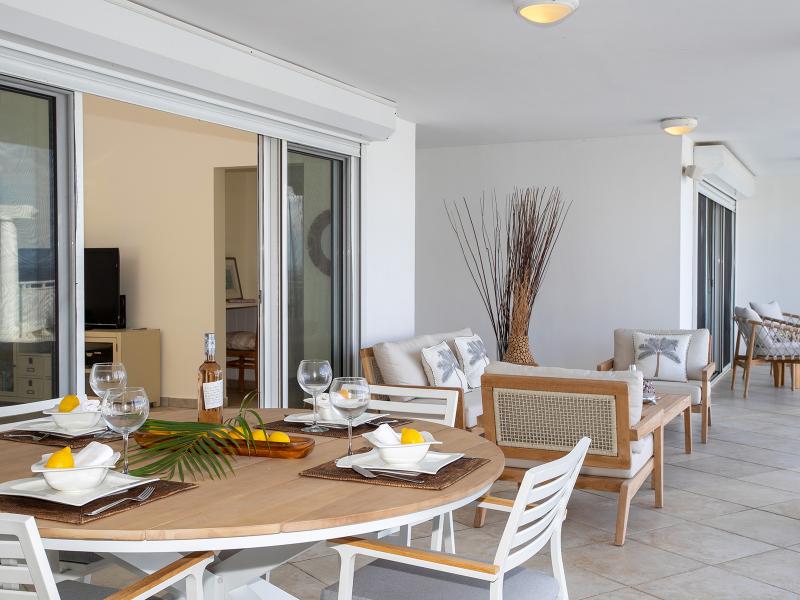 Nid d’Amour , Terres Basses 