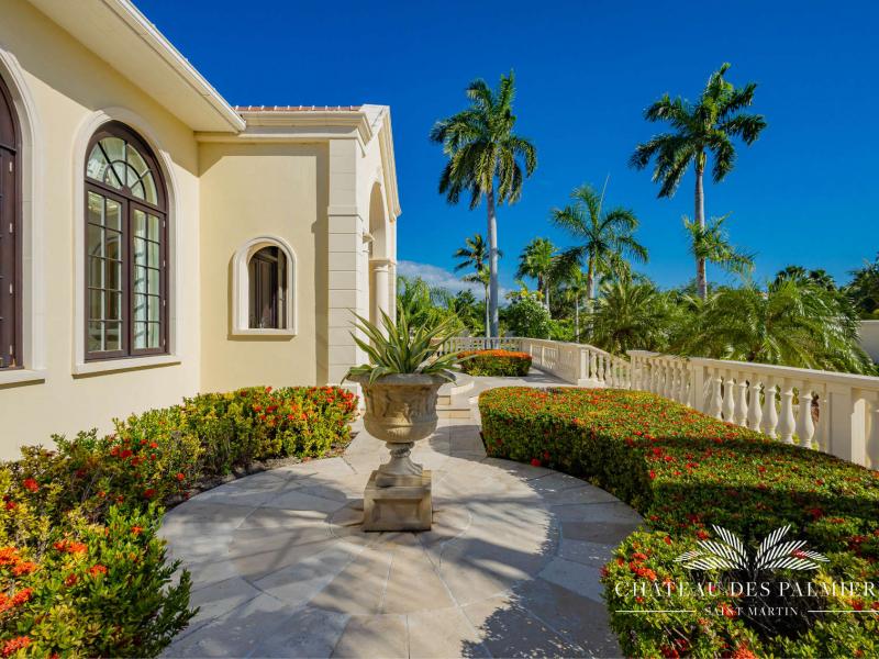 Le Chateau des Palmiers , Terres Basses 