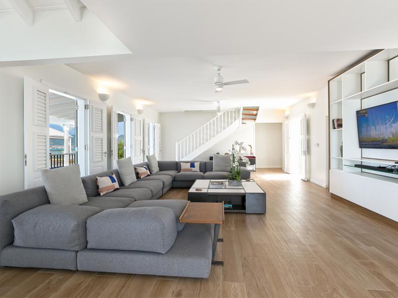 Le Caprice , Terres Basses 