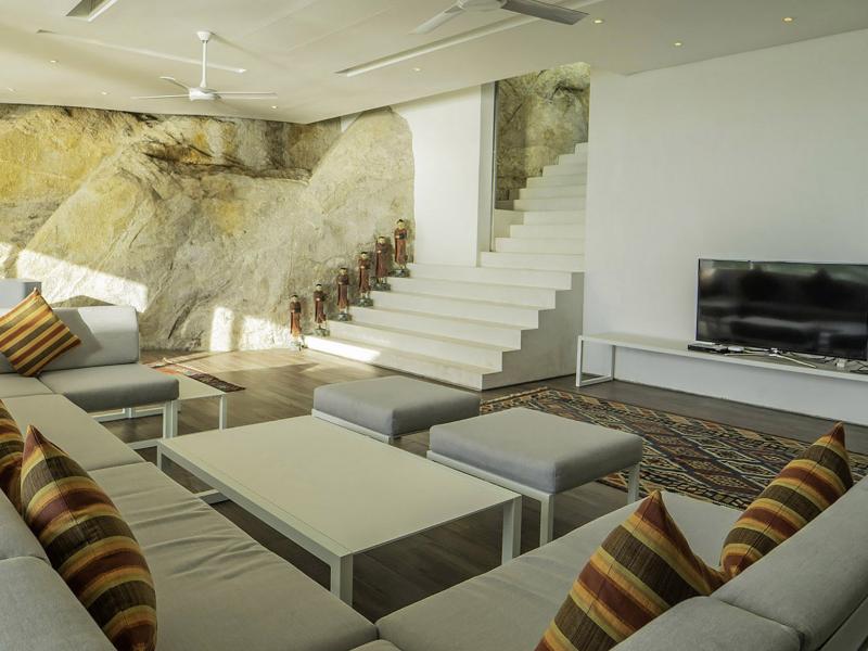 Amanzi, Kamala , Phuket 