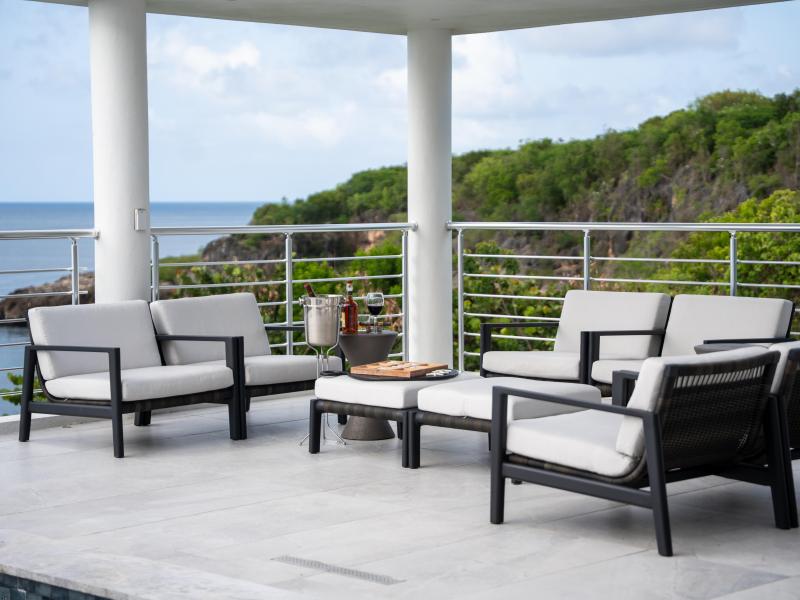 Le Rêve Bleu , Little Bay 