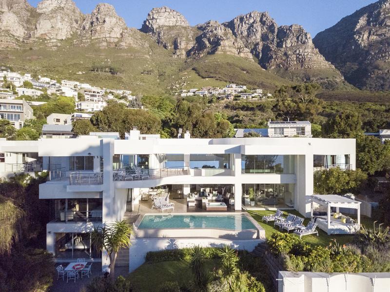 Hollywood Mansion , Cape Town 