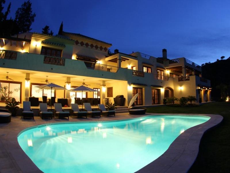 Gran Villa San Pietro , El Madronal 