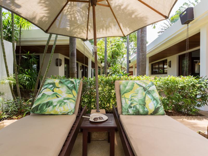 Bougainvillea - Miskawaan Estate , Koh Samui 