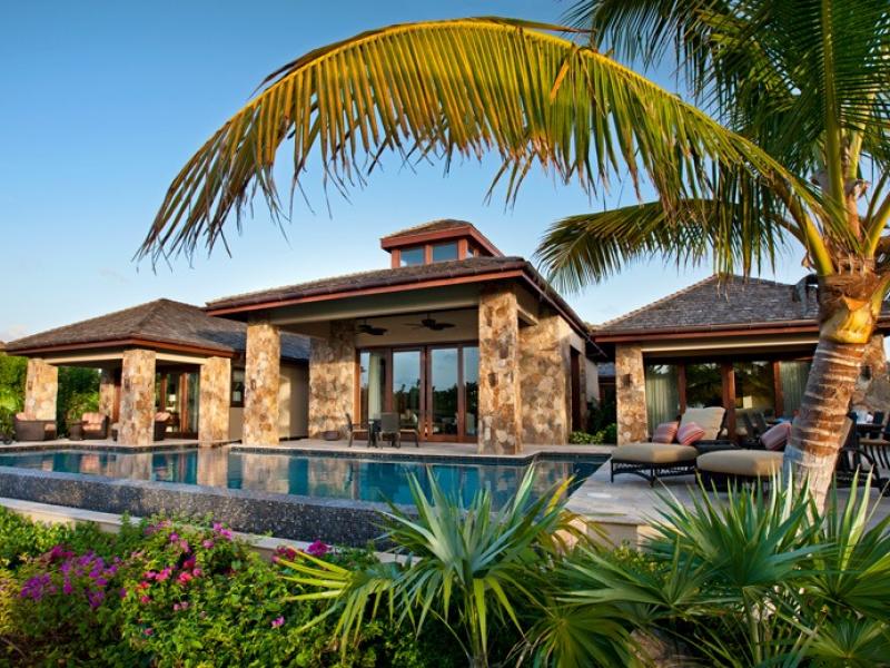 Oil Nut Bay , Virgin Gorda 