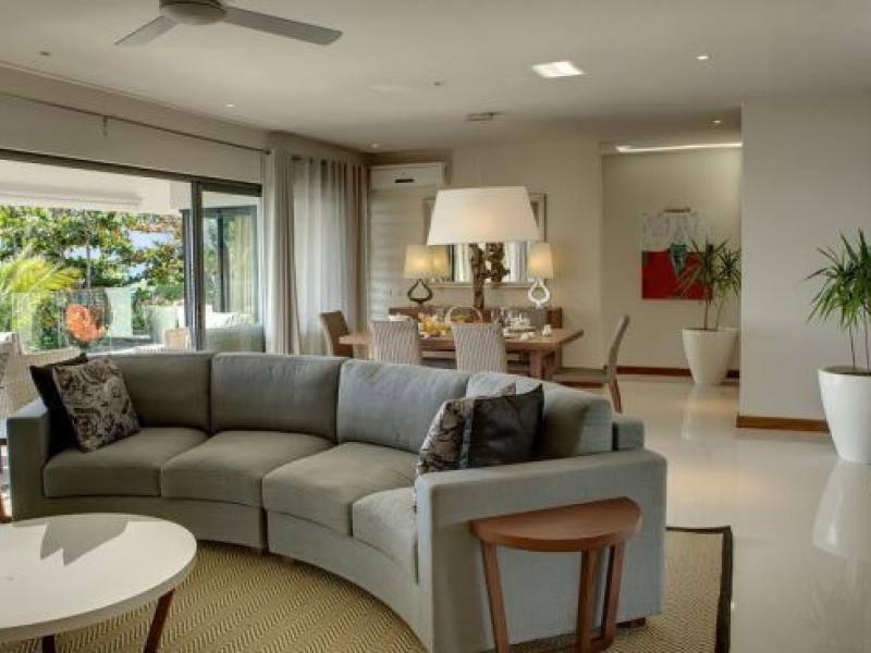 Leora Beach , South Coast 