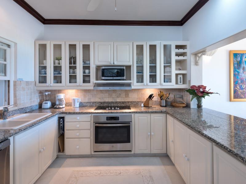 Mahogany Bay - Fathoms End , Beachfront villas Barbados , Paynes Bay , West Coast Barbados 