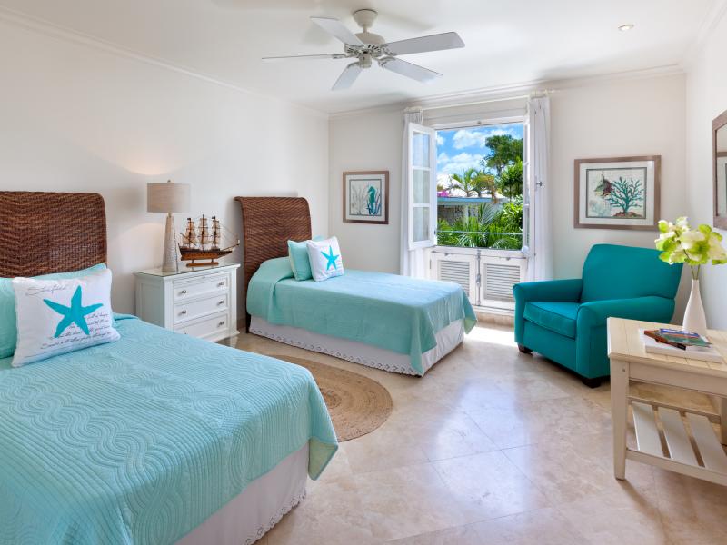 Schooner Bay 207 - Beachfront , Beachfront villas Barbados , Schooner Bay , Speightstown , St Peter , West Coast Barbados 