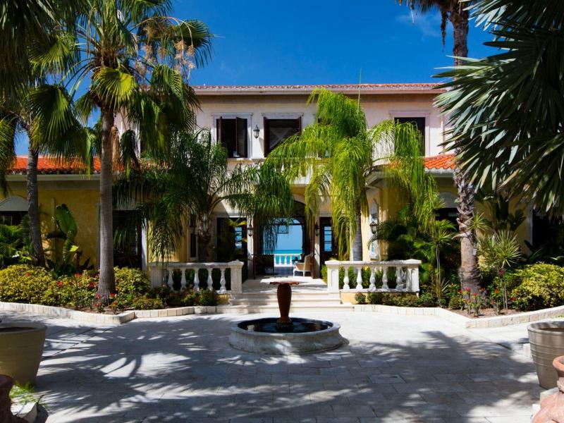 La Casa - Jumby Bay , Jumby Bay 