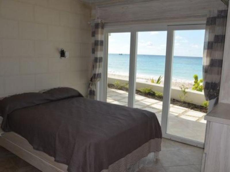 Cane Vale Beach House-Beachfront , Beachfront villas Barbados , Christ Church , South Coast Barbados 