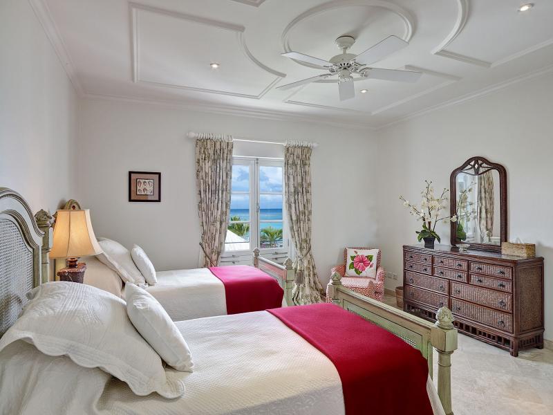 Schooner Bay 306 - Beachfront , Beachfront villas Barbados , Schooner Bay , Speightstown , St Lucy , West Coast Barbados 