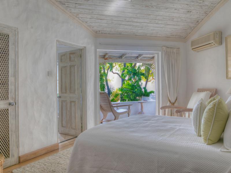 Waverly One - Beachfront , Beachfront villas Barbados , Gibbes , St Peter , West Coast Barbados 