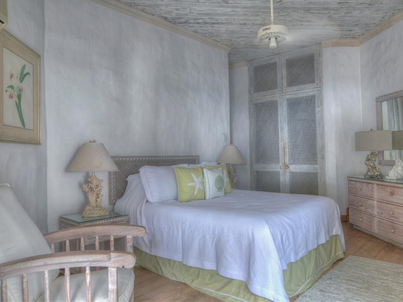 Waverly One - Beachfront , Beachfront villas Barbados , Gibbes , St Peter , West Coast Barbados 