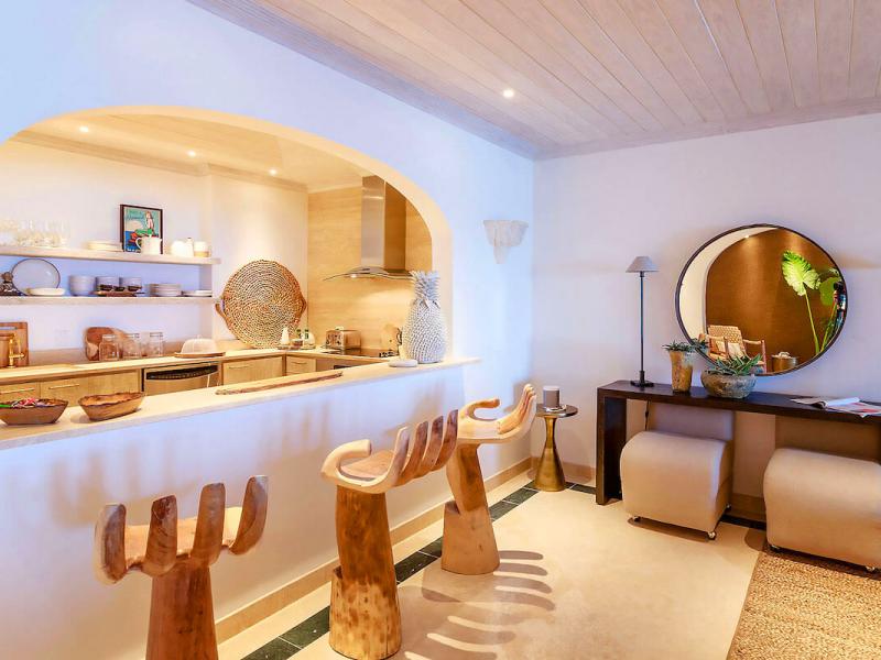 Old Trees 104 - Sunset , Beachfront villas Barbados , Old Trees , Paynes Bay , St James , West Coast Barbados 