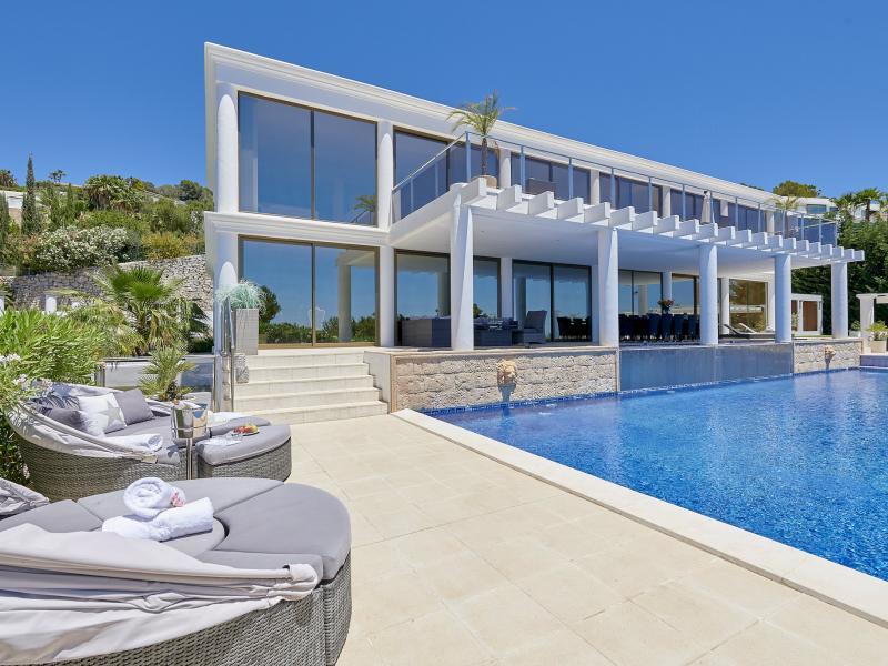 Can Rimbau Heights , East , Jesus 