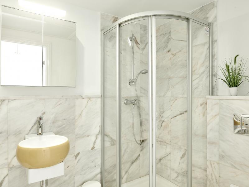 Can Rimbau Heights , East , Jesus 