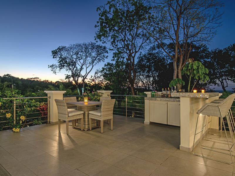 BougainVilla, Spring Farm , Montego Bay 