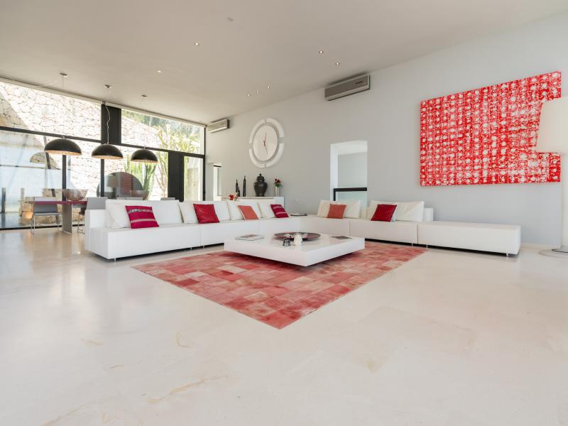 Vista Infinita , East , Roca Llisa 