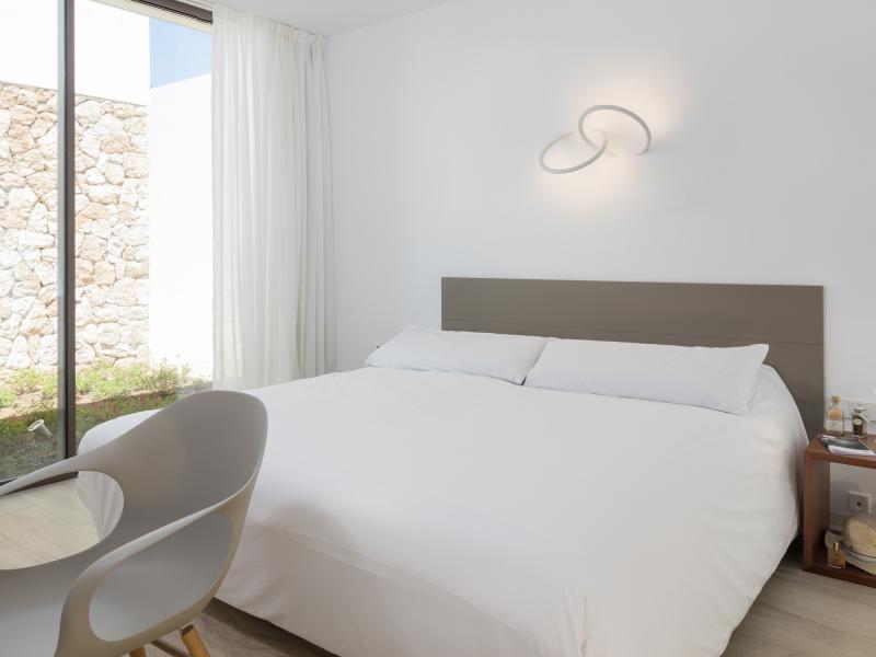 Villa Eclipse , East 