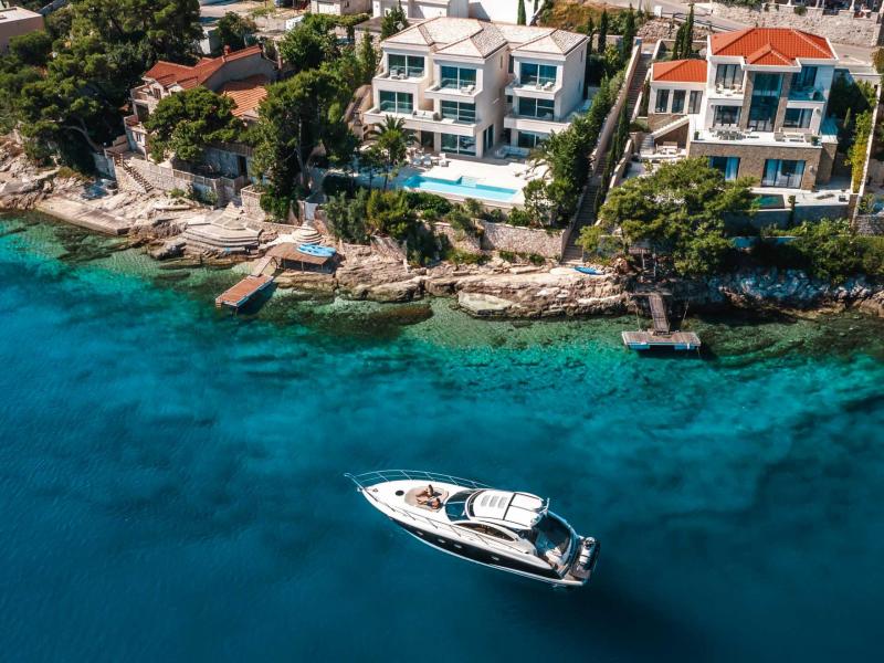 Villa Neptun , Islands 