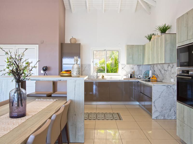 La Casa del Jefe , Orient Bay 