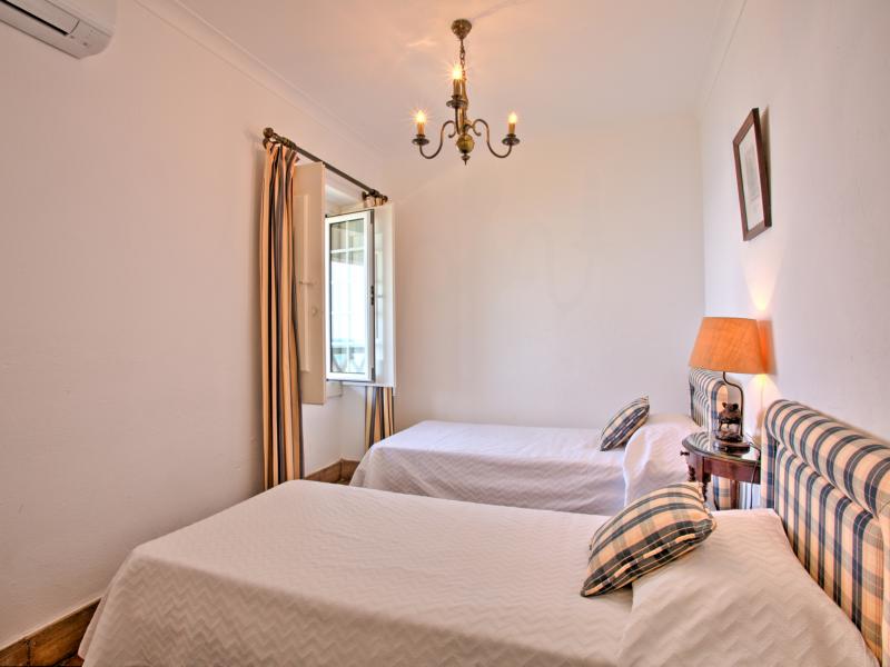 Casa Largo , Ferragudo 