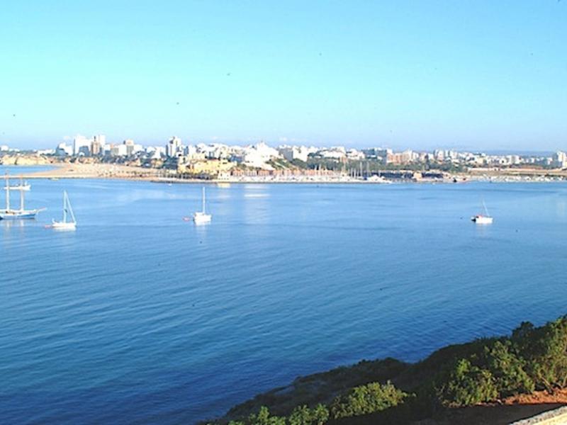 Casa Largo , Ferragudo 