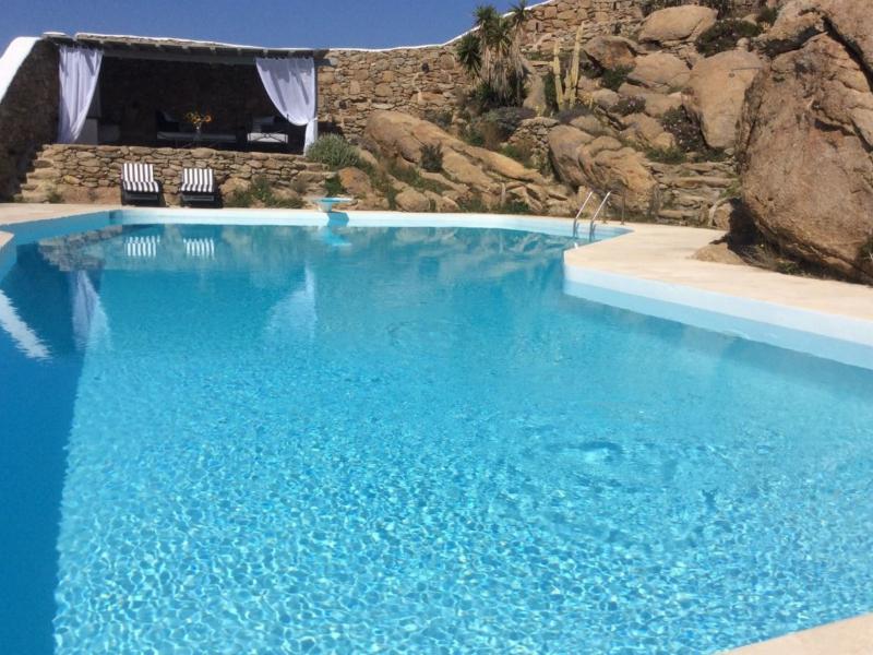 Mega Pyrgi Domain , Mykonos 