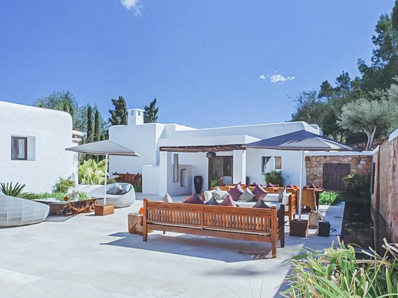 Can Alivia , San Carlos 