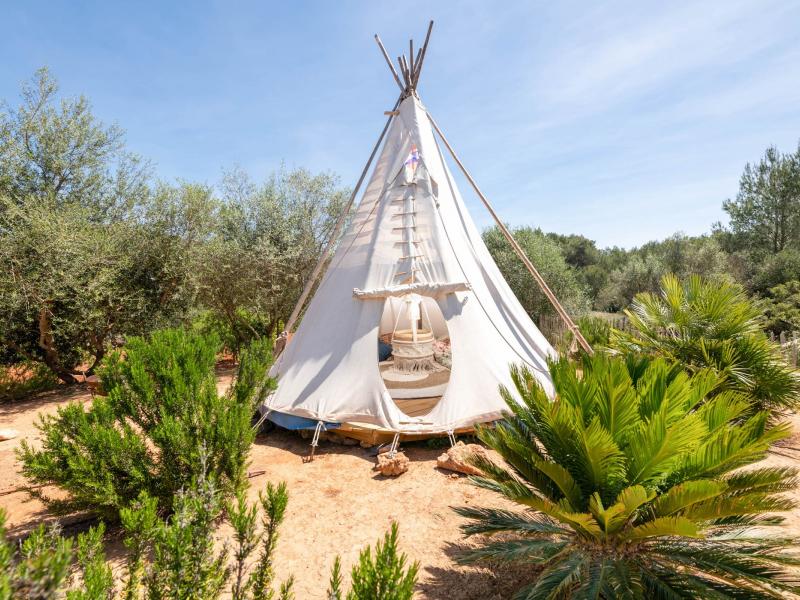 Can Daphne , Santa Gertrudis 