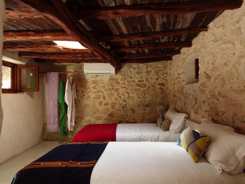 Can Xarraca , Portinatx 