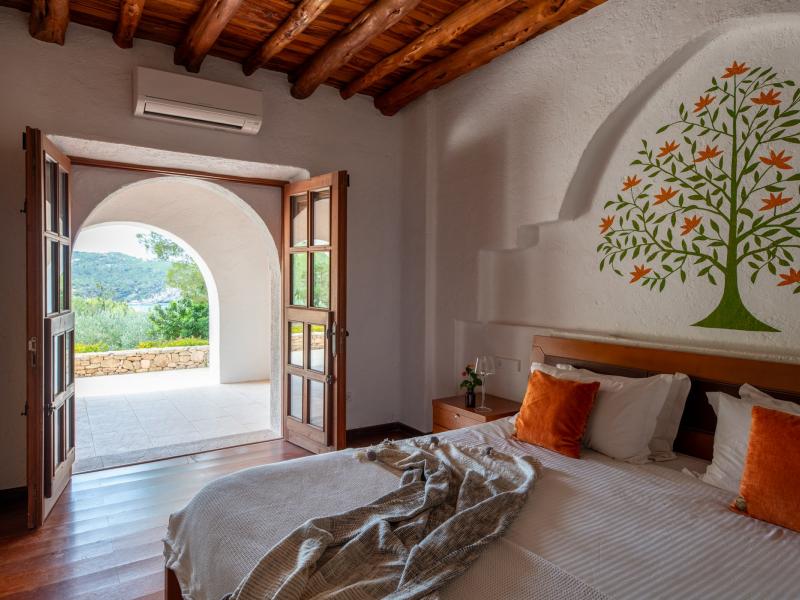 Can Xarraca , Portinatx 