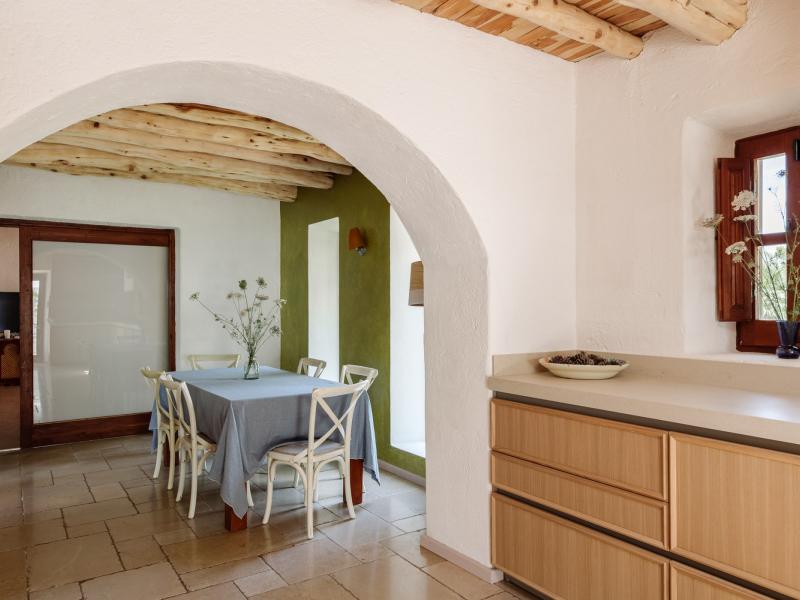 Can Xarraca , Portinatx 