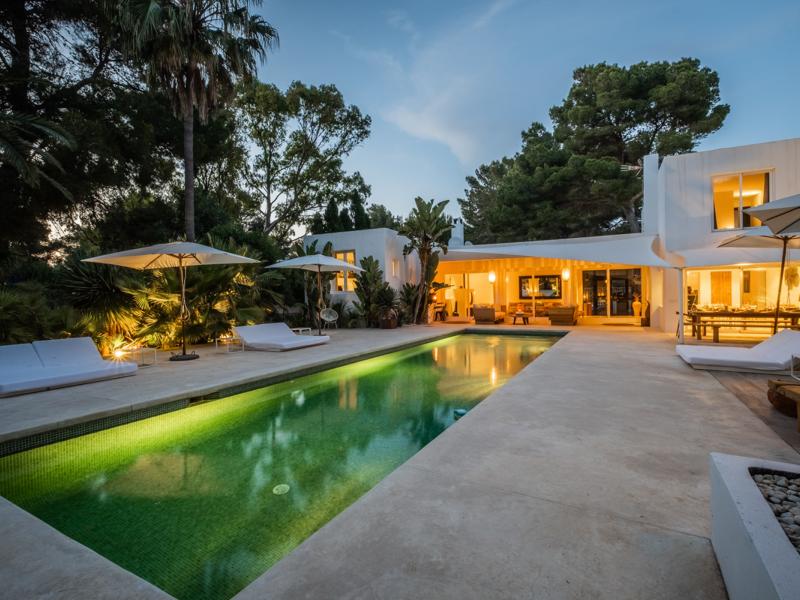 Villa Zola , Roca Llisa 