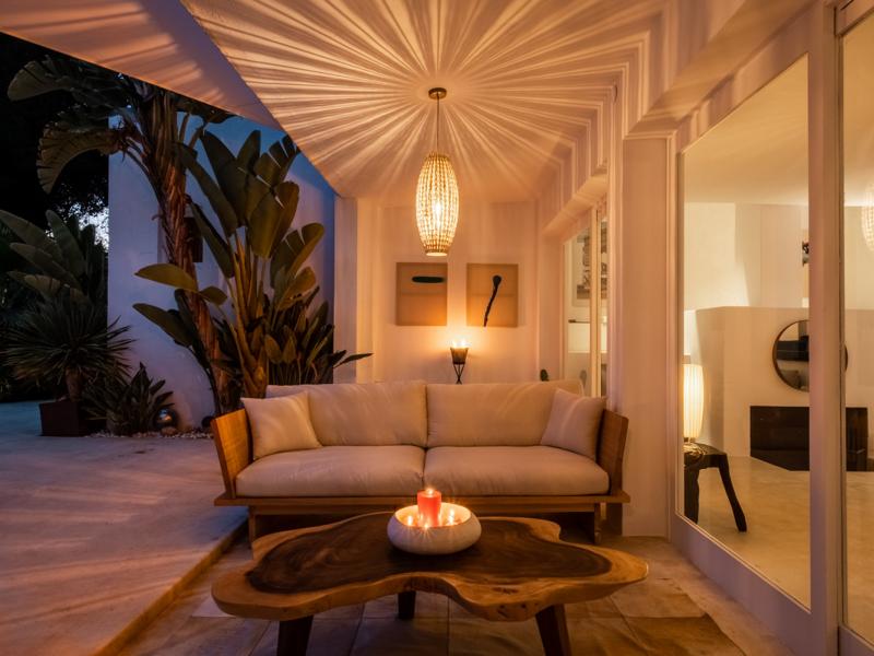 Villa Zola , Roca Llisa 