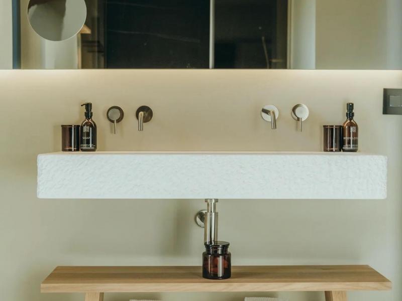 Villa Cascadia , Islands 