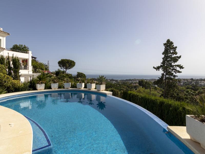 Villa Vista Infinita , Marbella 