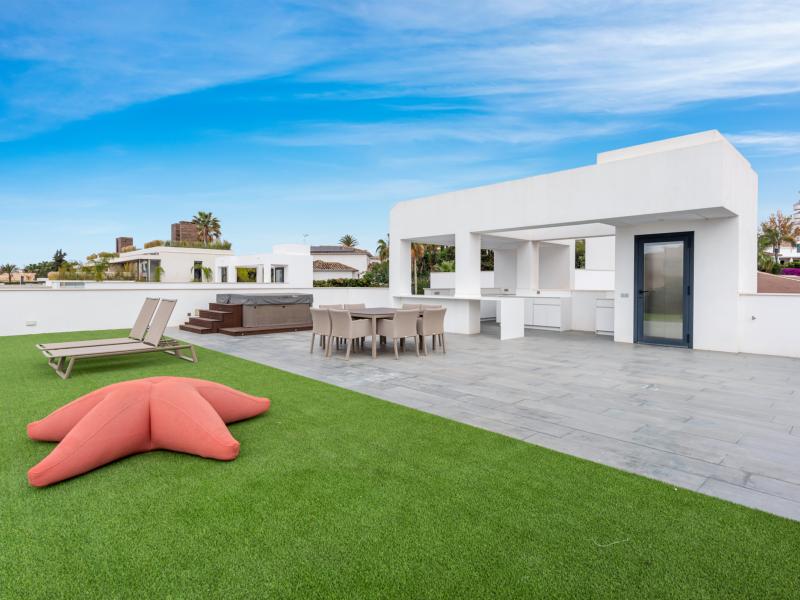 Villa Banderas , Marbella 