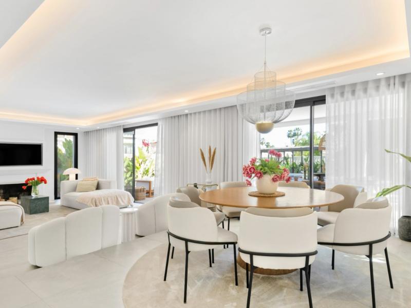 Villa Merlin , Marbella 