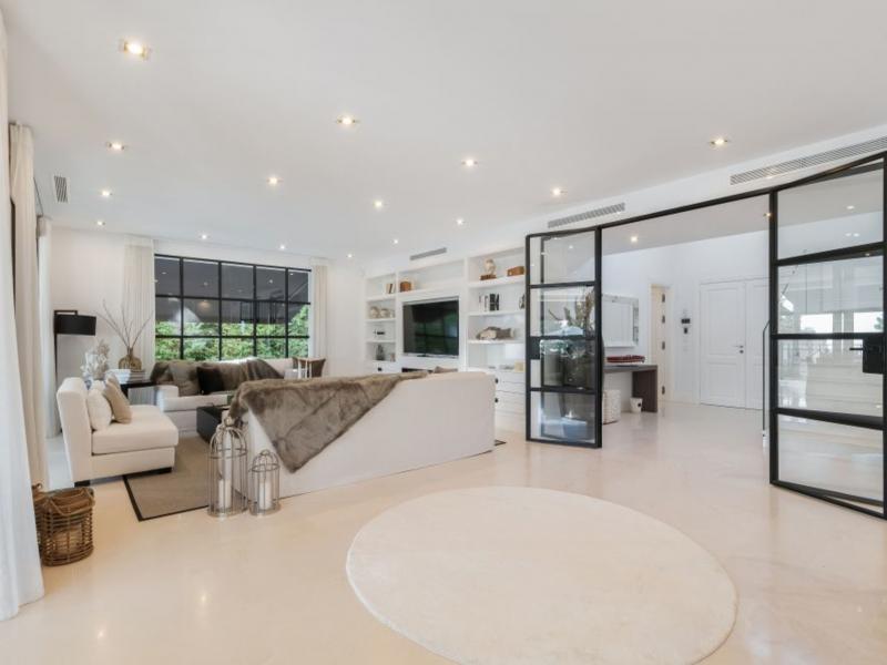 Villa Imogen , Marbella 