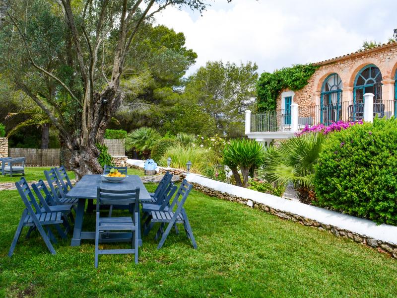 Finca Lucia , Can Furnet , Jesus 