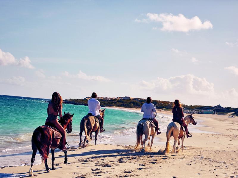 Cap Juluca , Maunders Bay 