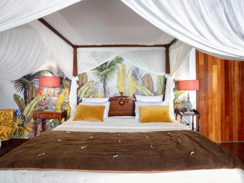 Dream in Blue , Happy Bay 