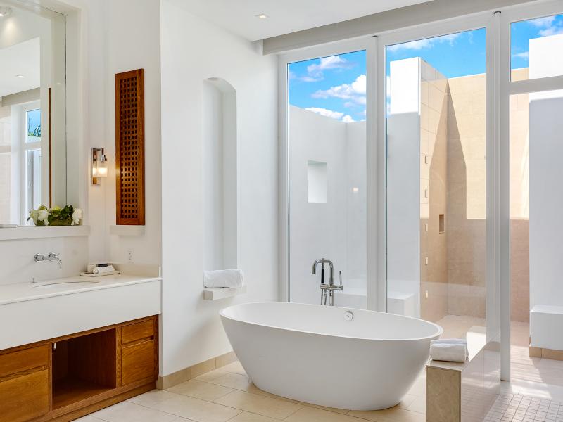 Celestial Anguilla , West End 