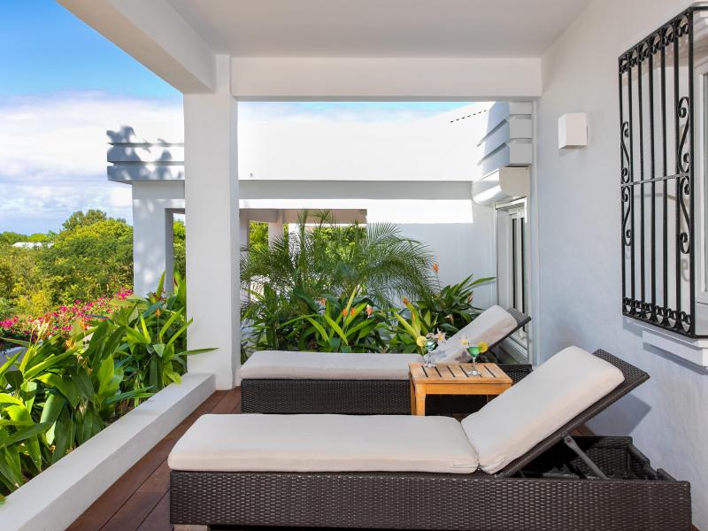 La Hacienda , Terres Basses 