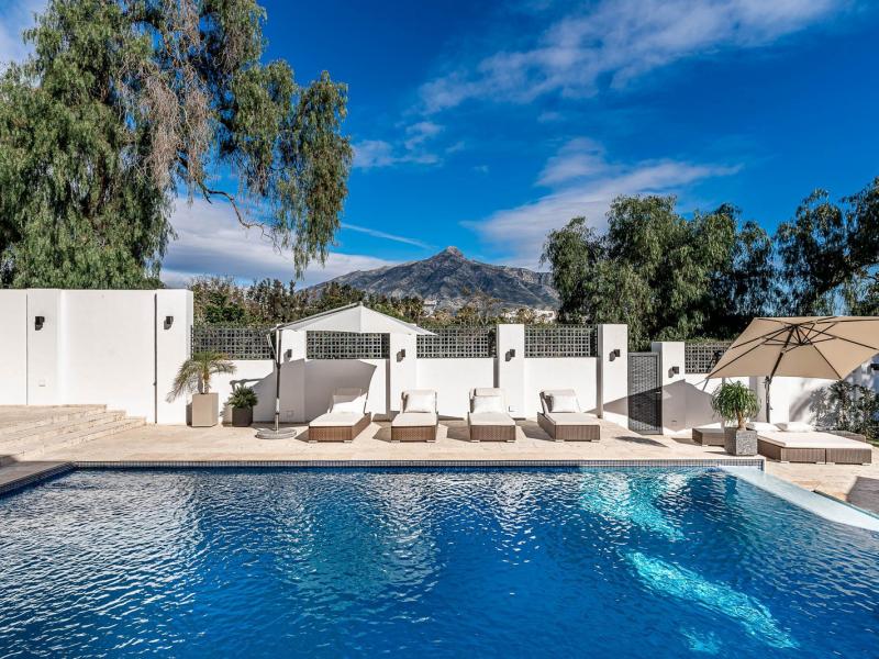 Villa Beyond , Puerto Banus 
