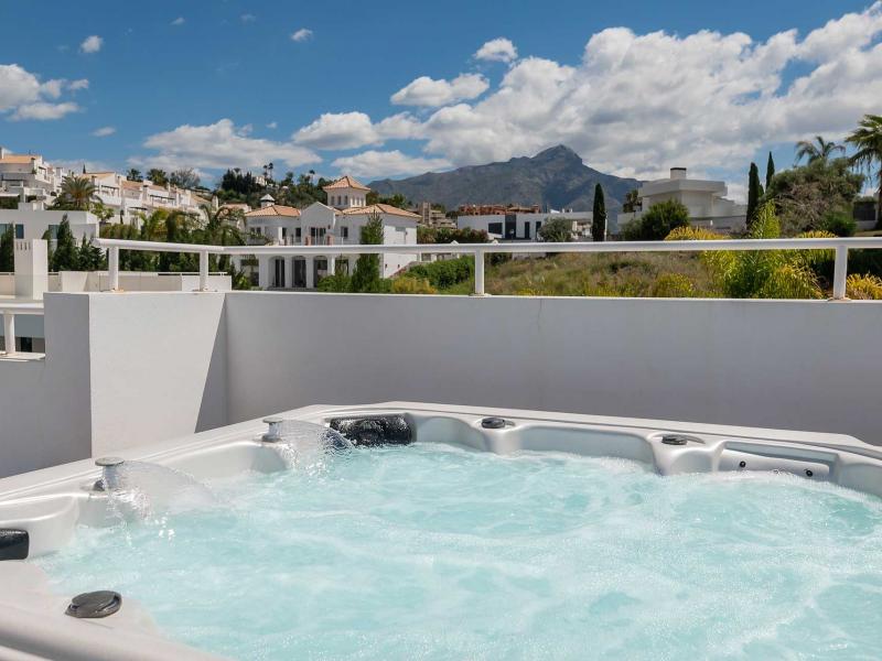 Villa Mojo , Nueva Andalucia 